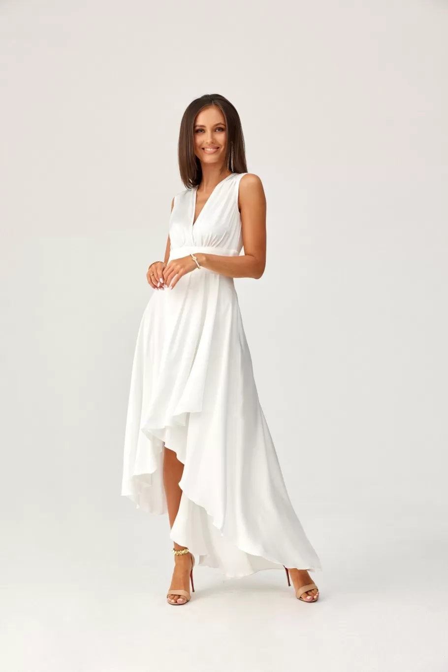 Balta satīna kleita (S; XL)