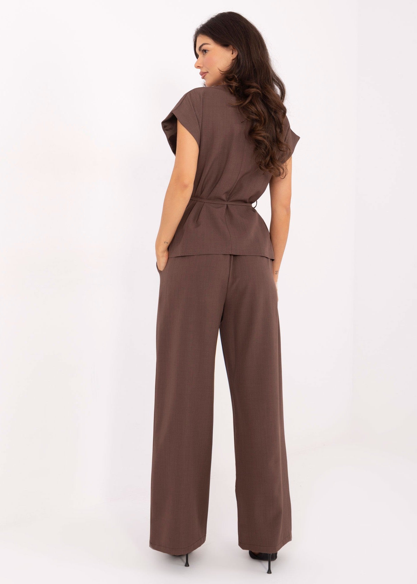 Brūns apģērbu komplekts (One size/S-L)