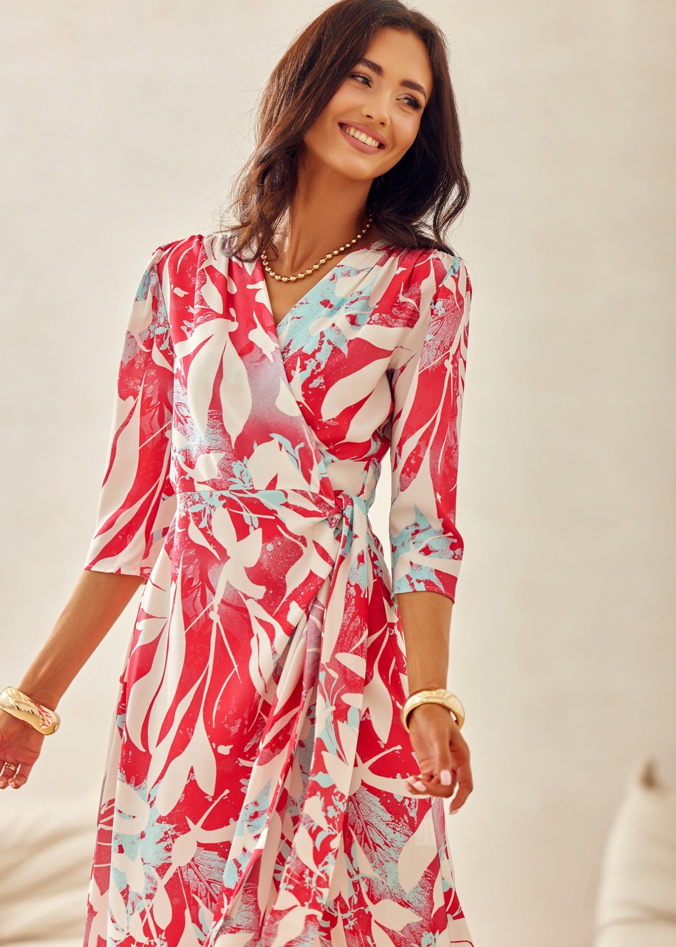 Pārliekamā kleita (2XL)