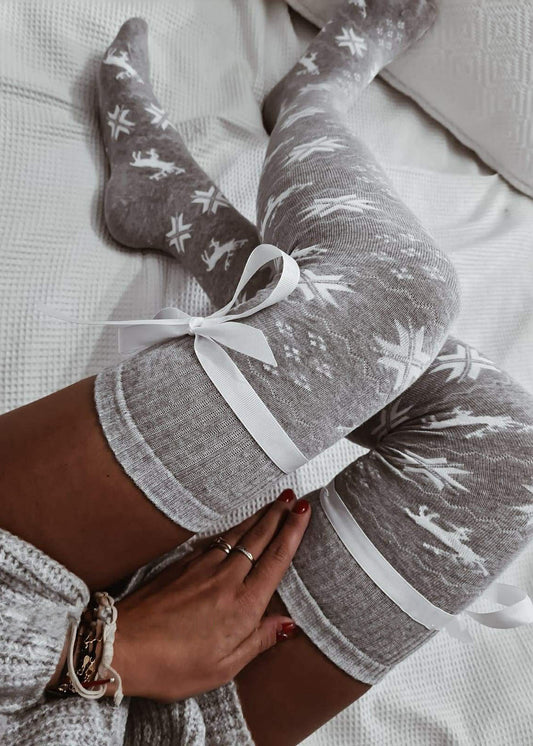 Ziemassvētku garās zeķes ar lenti