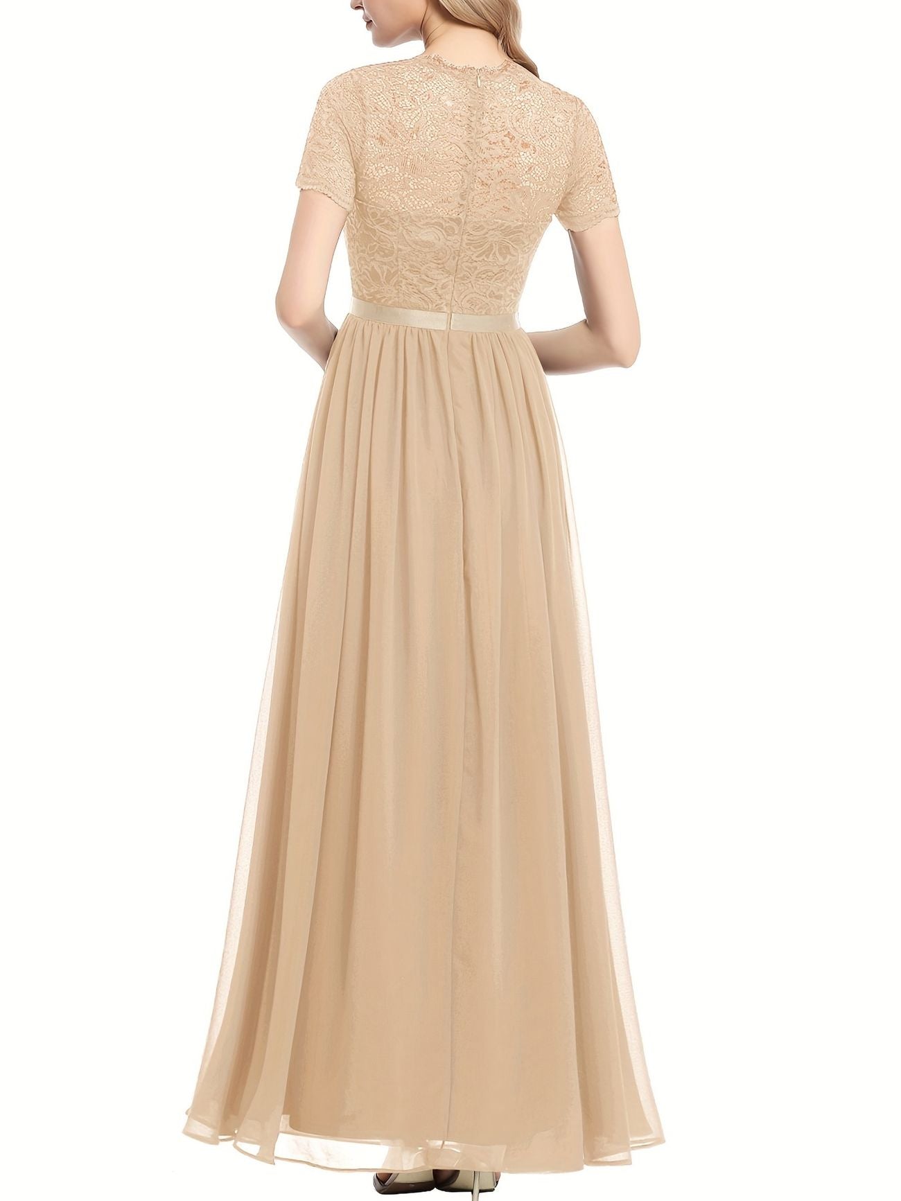 Grezna kleita ar mežģīnēm (M; XL)
