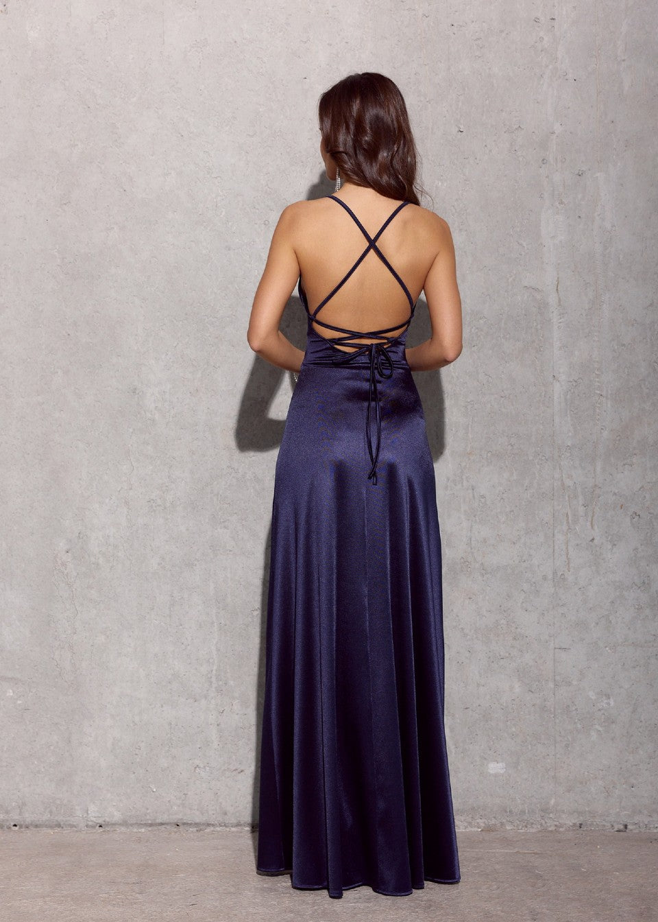 satīna garā vakarkleita roco fashion