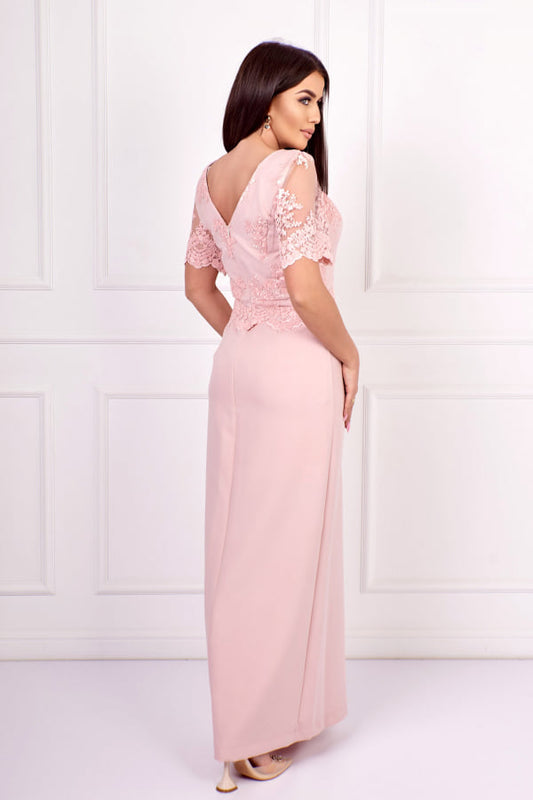 Grezna kleita ar mežģīnēm un šķēlumiem (S; M)