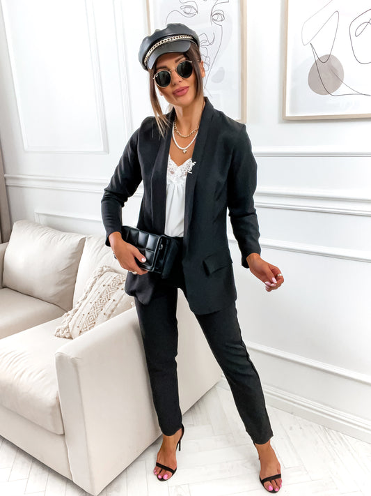 Melns žaketes un bikšu komplekts (XL)