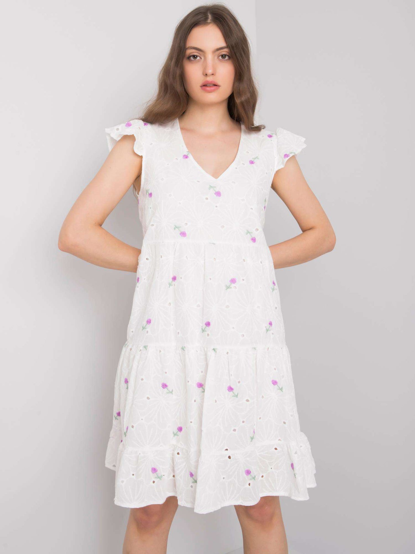 Balta, brīva kokvilnas kleita (One size)