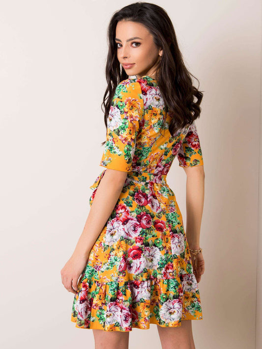 Oranža puķaina kleita ar jostiņu (S)