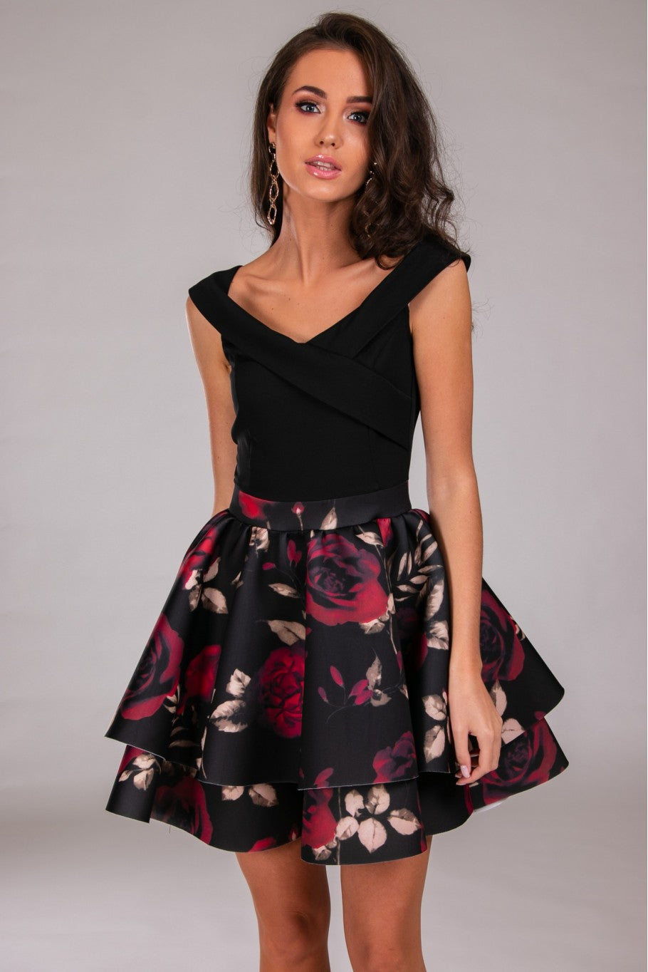 Melna mini kleita (M; L)