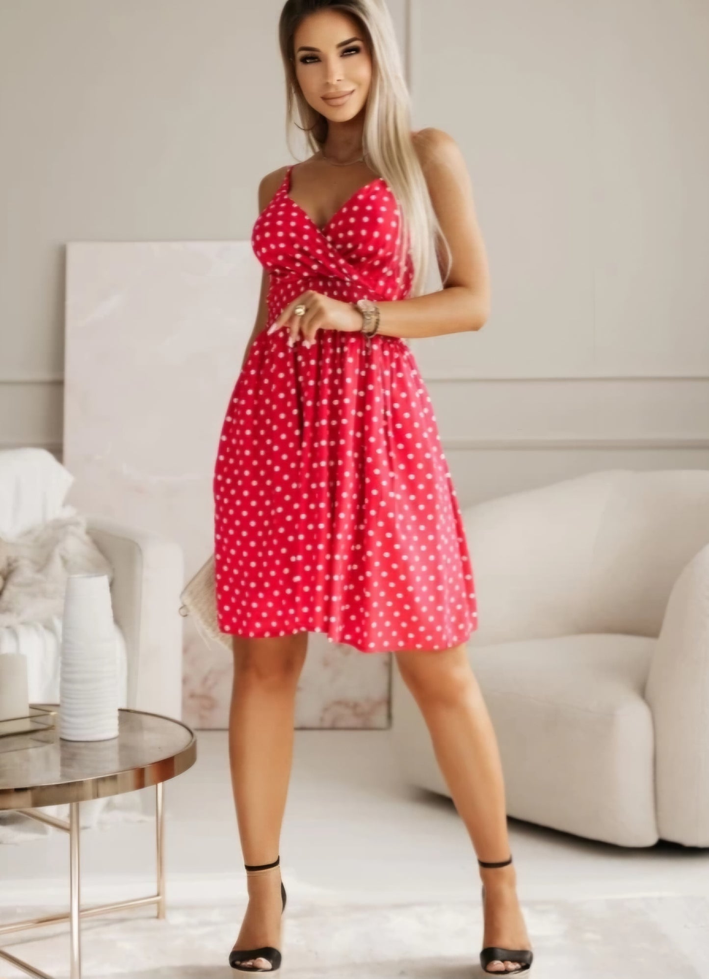 Sarkana, punktota mini kleita (One size/XS-M)
