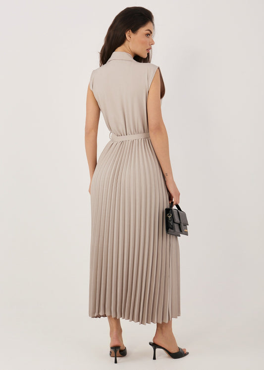 Tumši bēša plisēta kleita (One size/S-L)