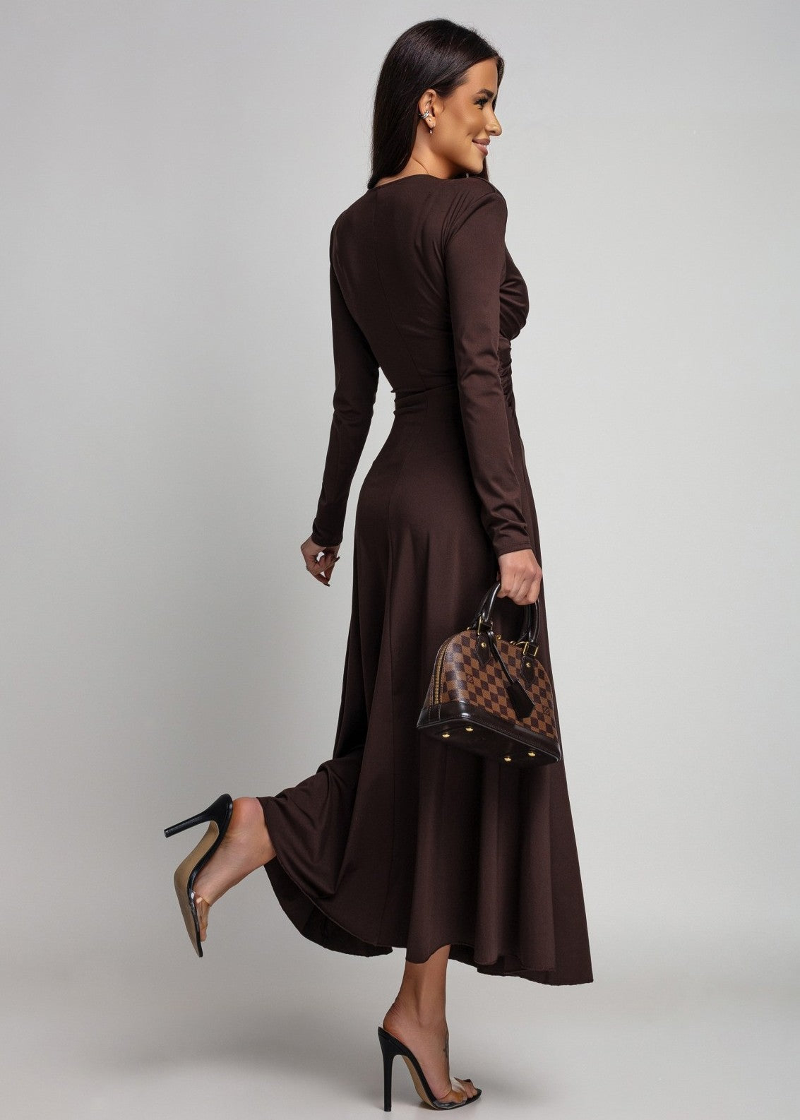 brūna eleganta garā svētku kleita