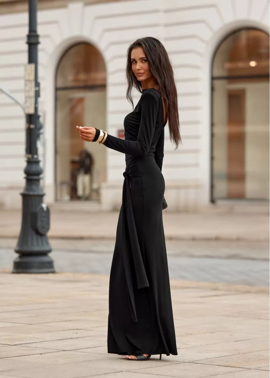 melna garā svētku kleita ar lenti gurnu daļā