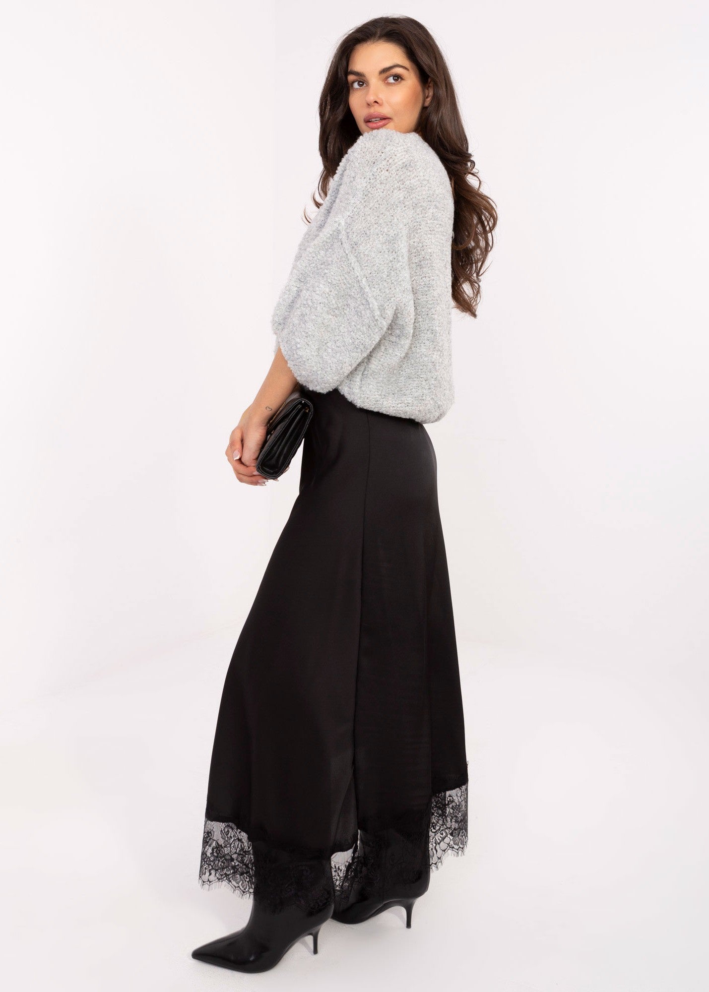 Melni svārki ar mežģīni (One size/S-L)