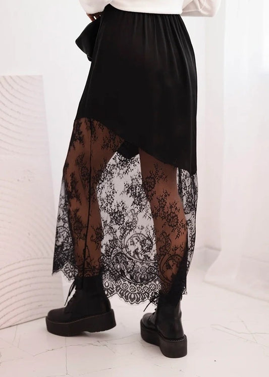 svārki ar mežģīņu apakšmalu