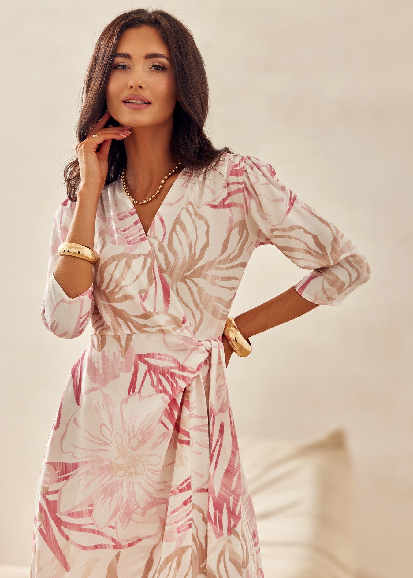 Pārliekamā kleita (L; 3XL)