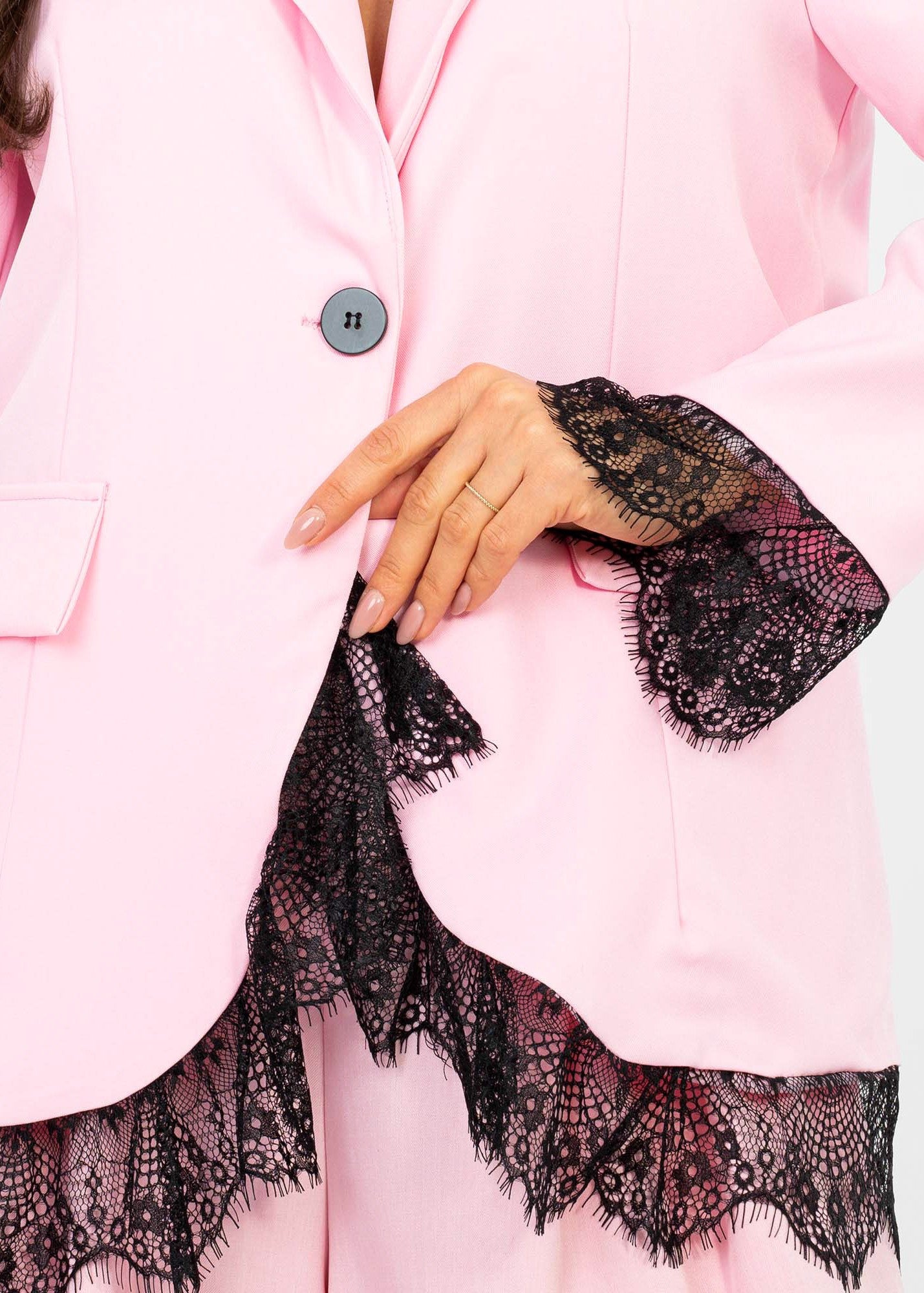 Rozā žakete ar mežģīni (One size/S-L)